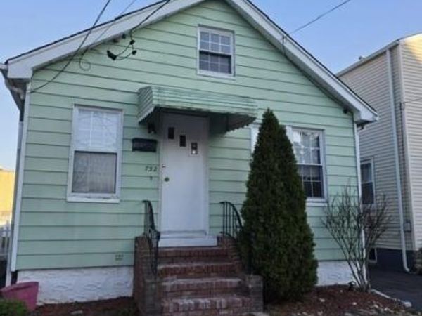 732 Essex Avenue, LINDEN, NJ 07036