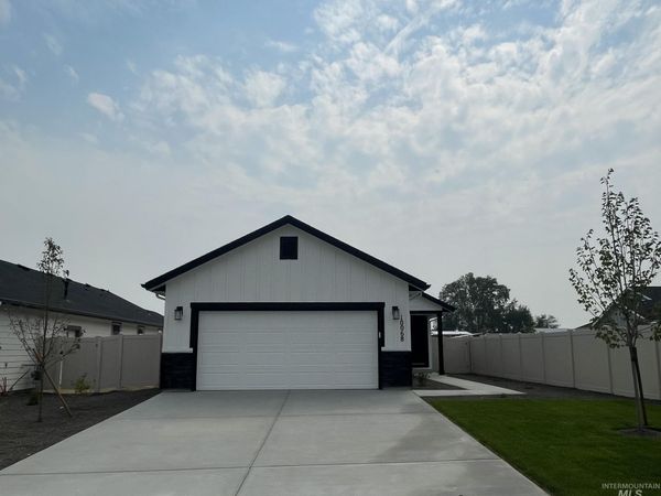 10068 Longtail Drive, Nampa, ID 83687