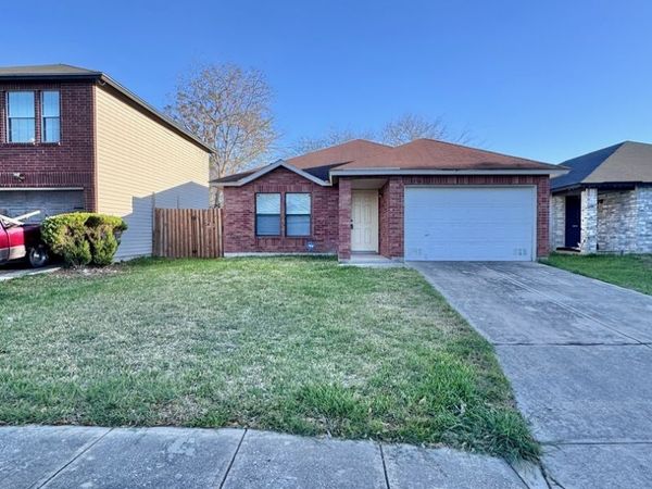 9834 highland, San Antonio, TX 78245