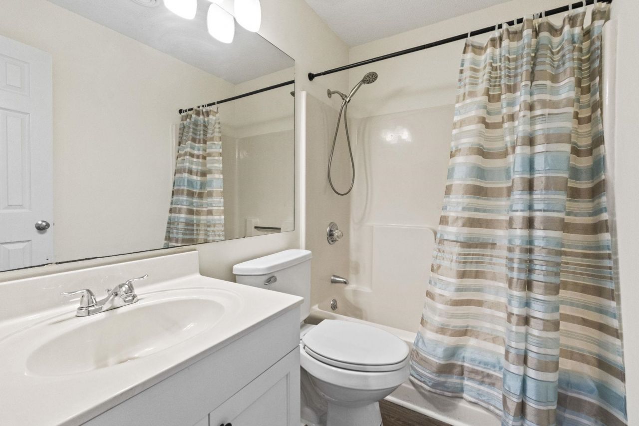 200 Landing Rd. Photo 17