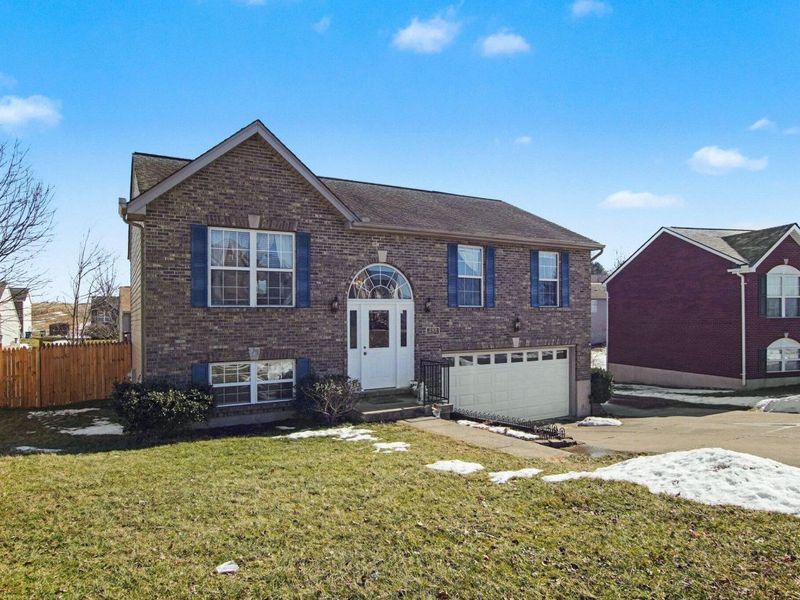 282 Fairway Drive, Dry Ridge, KY 41035 Photo 2