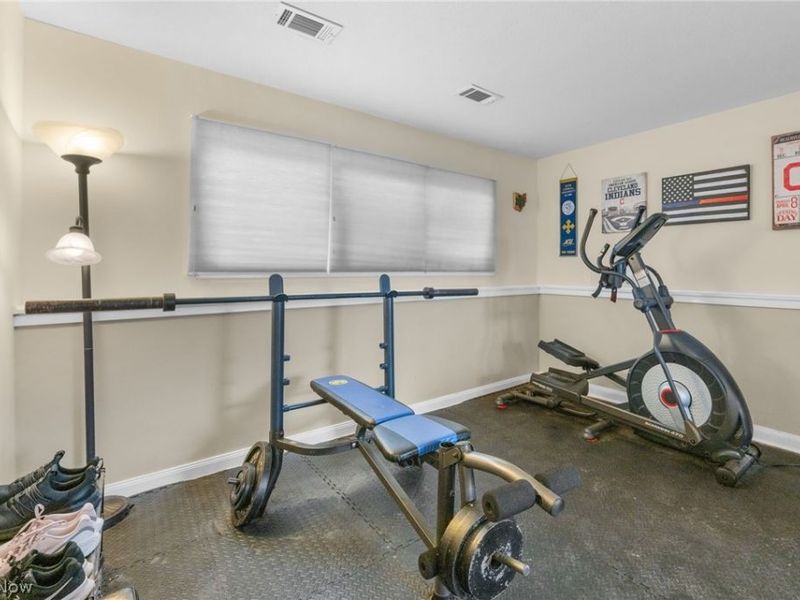 407 Ridgewood Drive, Eastlake, OH 44095 Photo 21