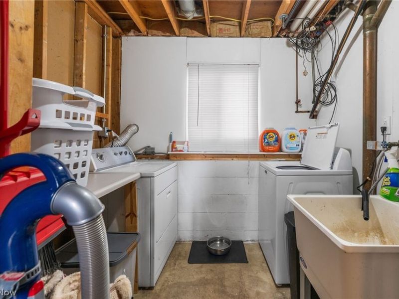 407 Ridgewood Drive, Eastlake, OH 44095 Photo 22