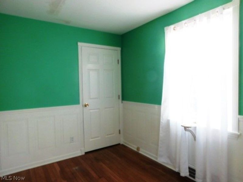 584 Eastland Road , Berea, OH 44017 Photo 15