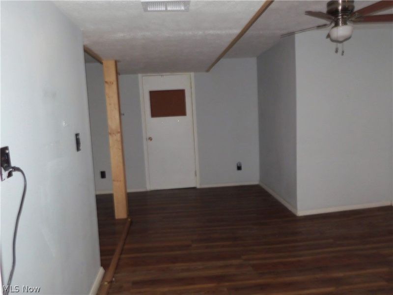 584 Eastland Road , Berea, OH 44017 Photo 24