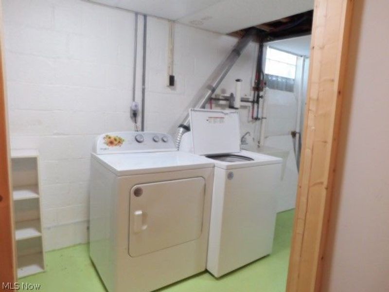 584 Eastland Road, Berea, OH 44017 Photo 29