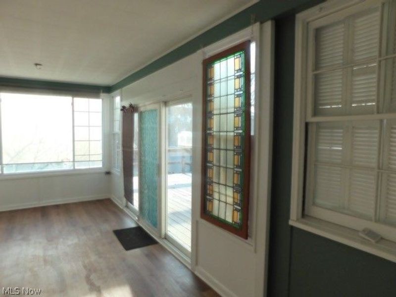 584 Eastland Road , Berea, OH 44017 Photo 5