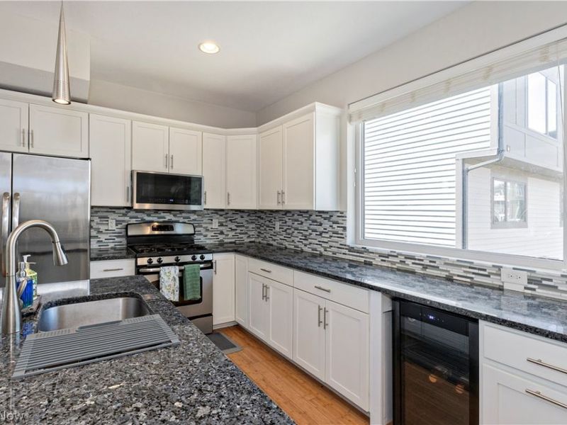 1419 Slate Court , Cleveland, OH 44118 Photo 15