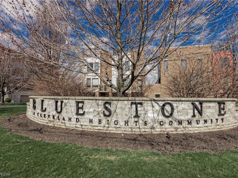 1419 Slate Court , Cleveland, OH 44118 Photo 2