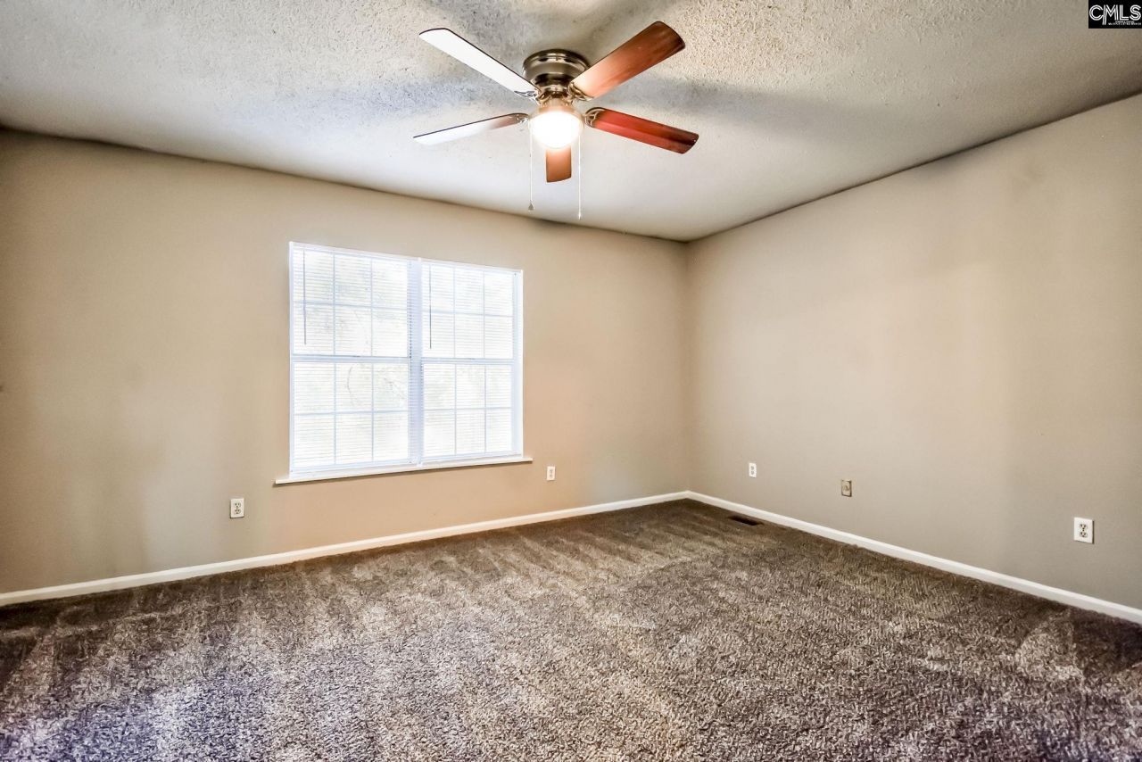 128-130 Country Towns Drive  Photo 12