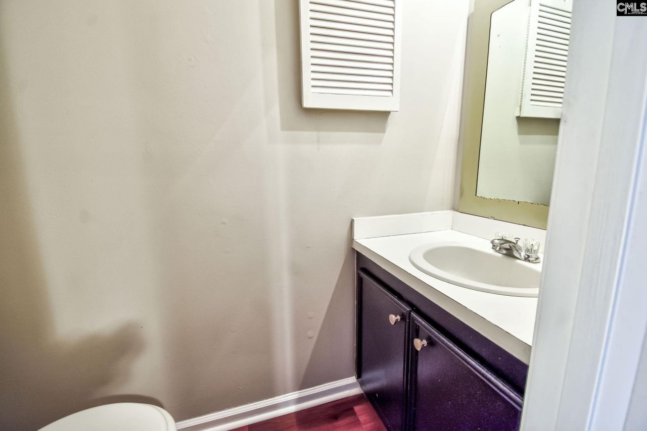 128-130 Country Towns Drive  Photo 13