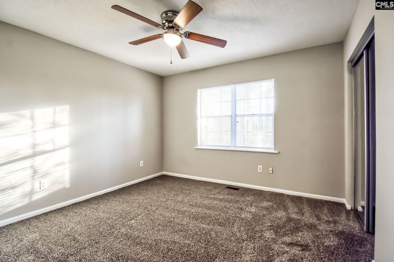 128-130 Country Towns Drive  Photo 14