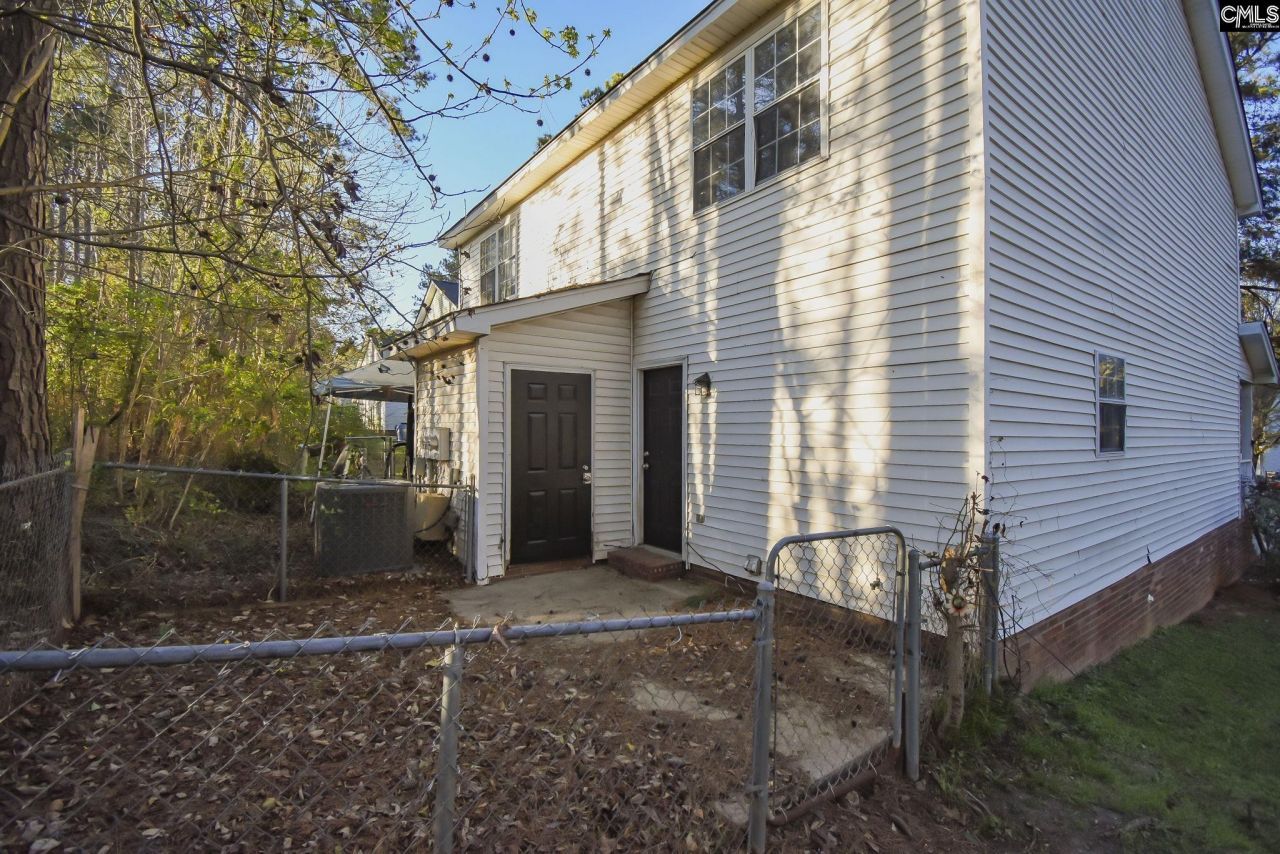 128-130 Country Towns Drive  Photo 16