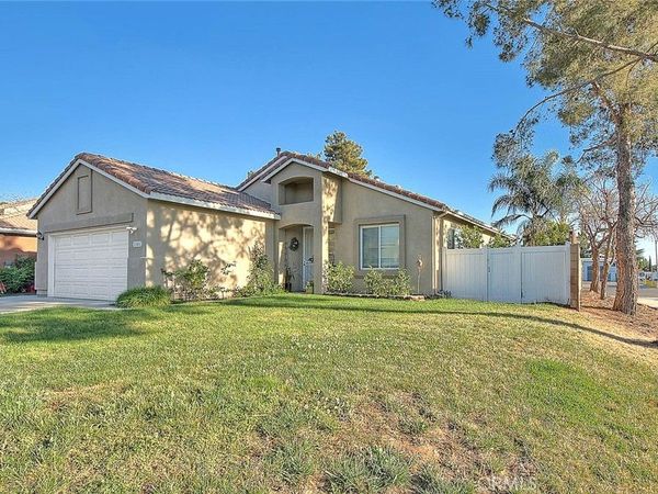 1101 Desert Fox Court, Beaumont, CA 92223