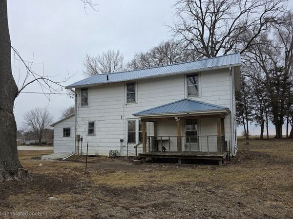 309 E 3rd Street , Tampico, IL 61283