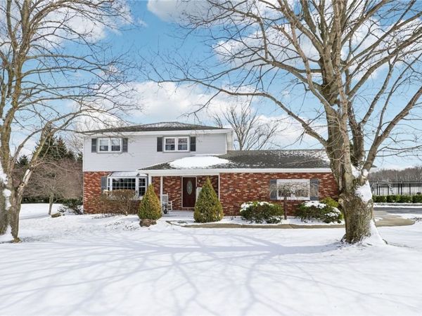 319 Brewster Road, New Castle, PA 16102
