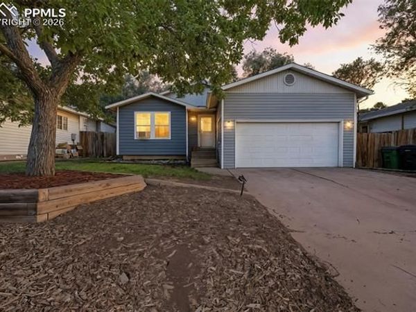 972 Columbine Avenue, Colorado Springs, CO 80904