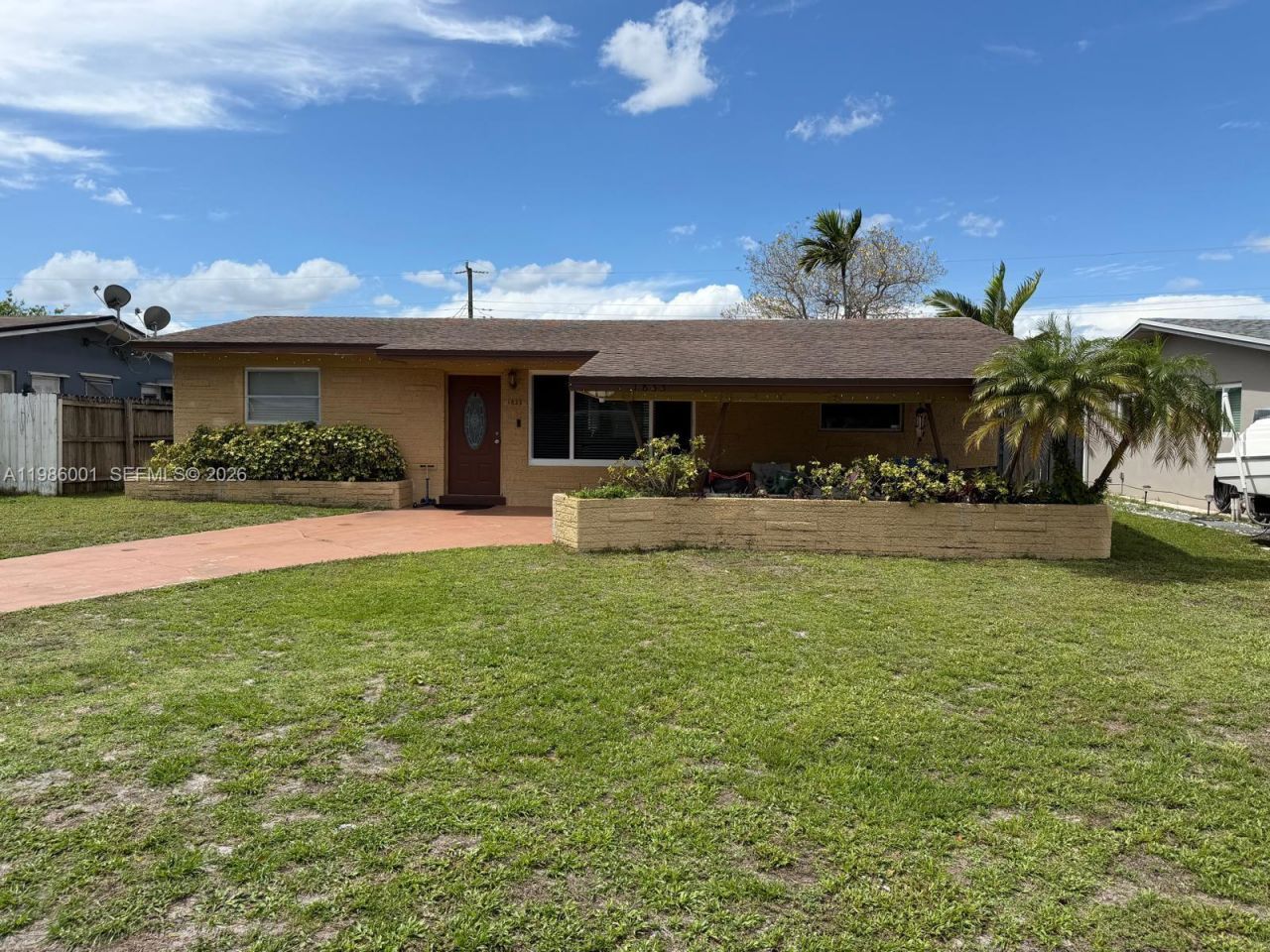 1833 SW 43rd Ave , Fort Lauderdale, FL 33317 Photo