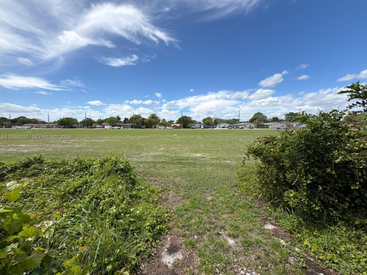 1833 SW 43rd Ave , Fort Lauderdale, FL 33317 Photo