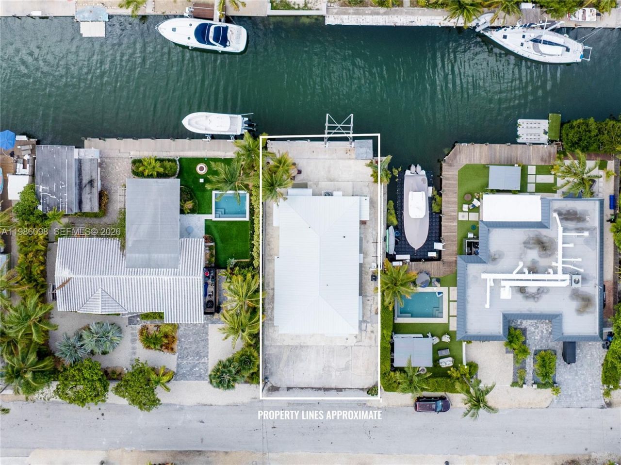 599 30th, Marathon, FL 33050 Photo