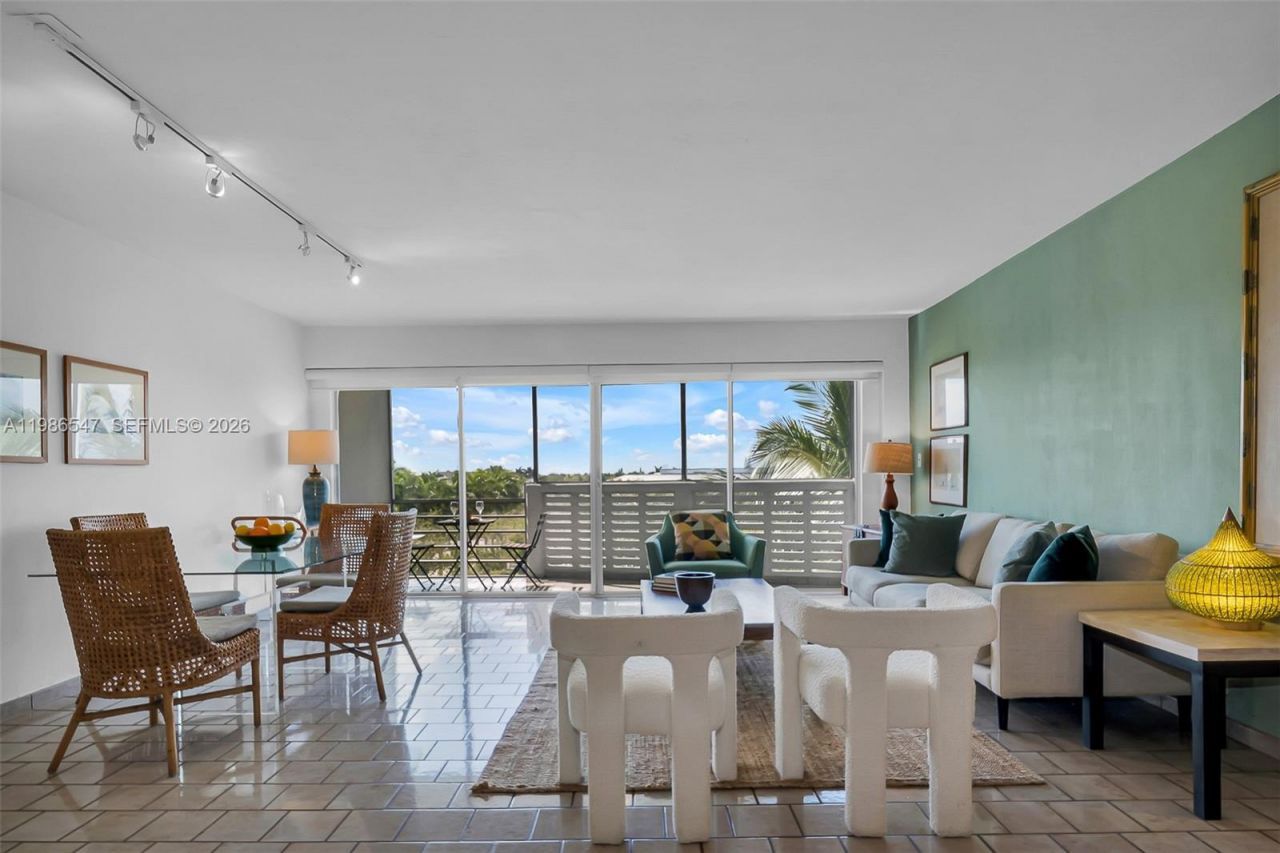 555 Crandon Blvd , Unit 53, Key Biscayne, FL 33149 Photo