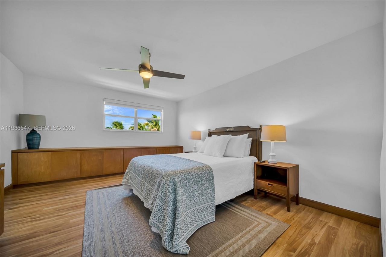 555 Crandon Blvd , Unit 53, Key Biscayne, FL 33149 Photo