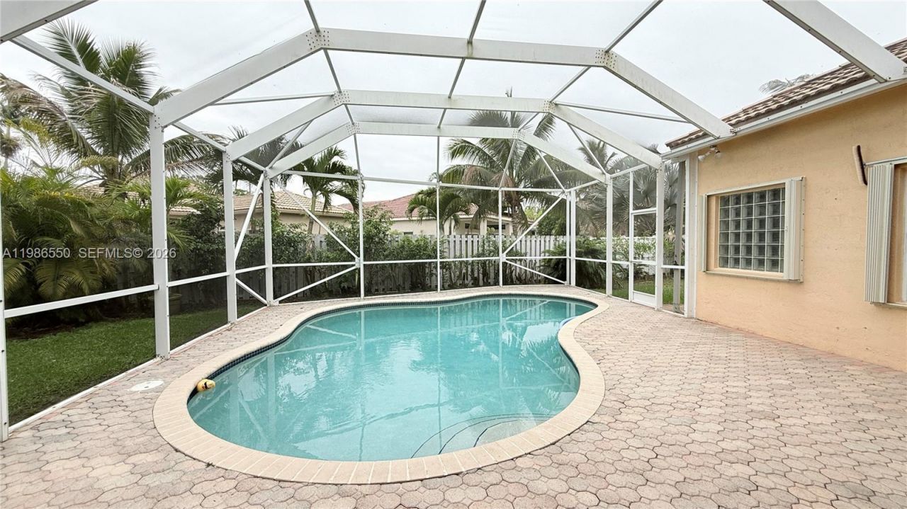 964 Tanglewood Cir , Weston, FL 33327 Photo