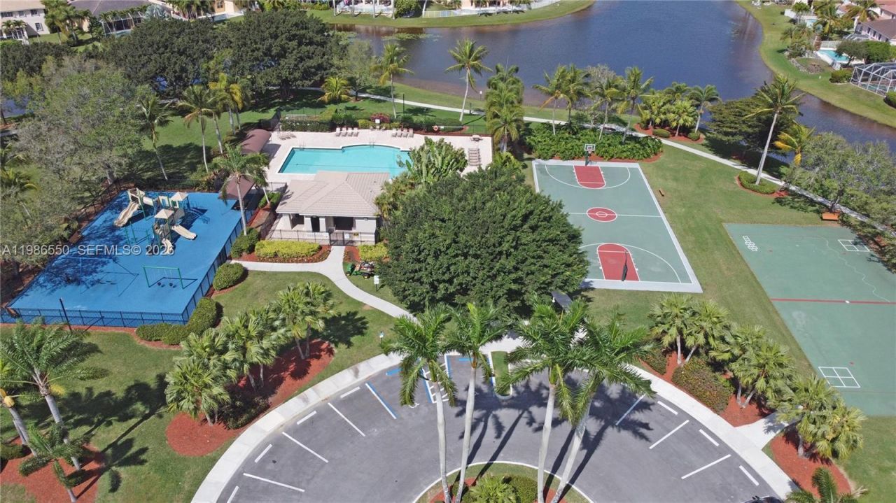 964 Tanglewood Cir , Weston, FL 33327 Photo