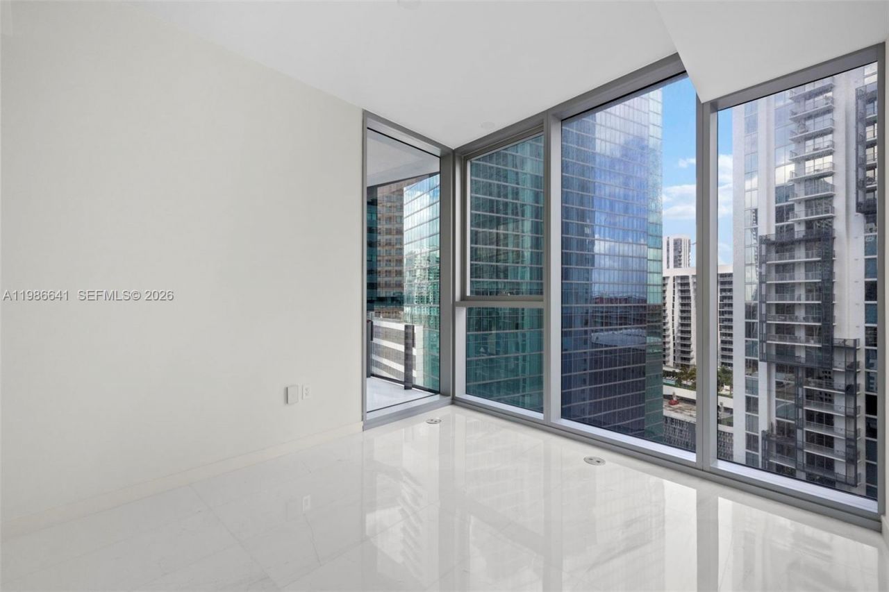 300 Biscayne Blvd Way , Unit 2409, Miami, FL 33131 Photo