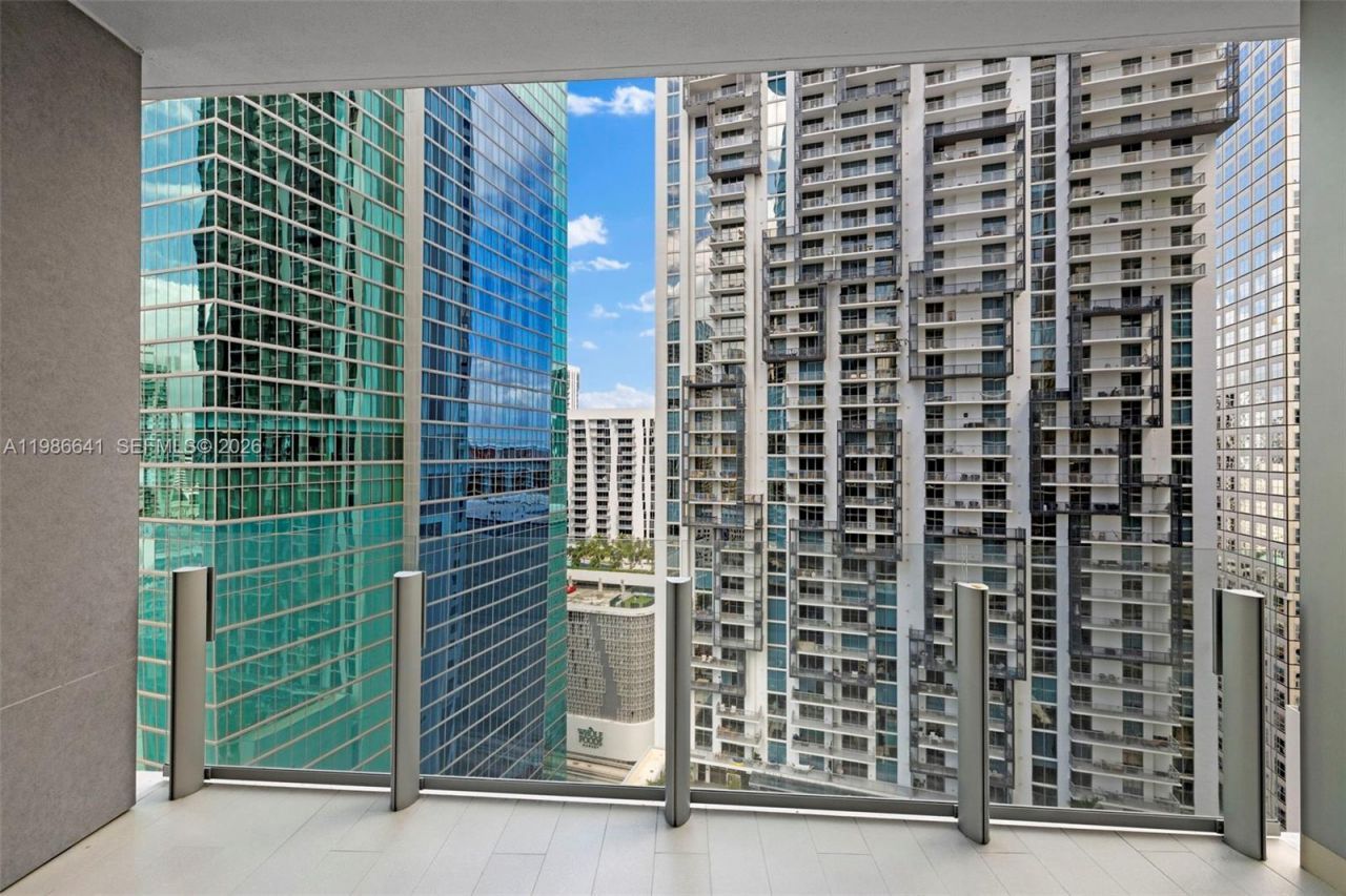 300 Biscayne Blvd Way , Unit 2409, Miami, FL 33131 Photo