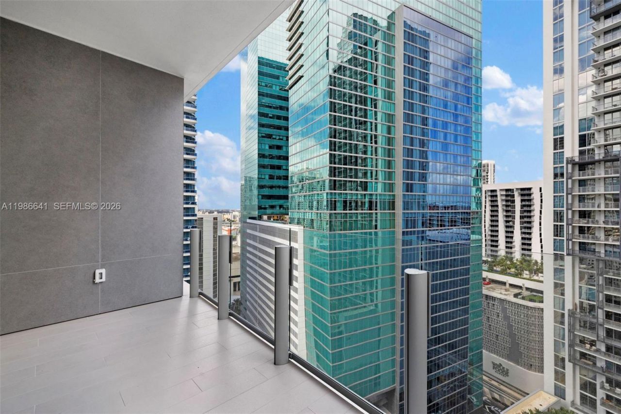 300 Biscayne Blvd Way , Unit 2409, Miami, FL 33131 Photo