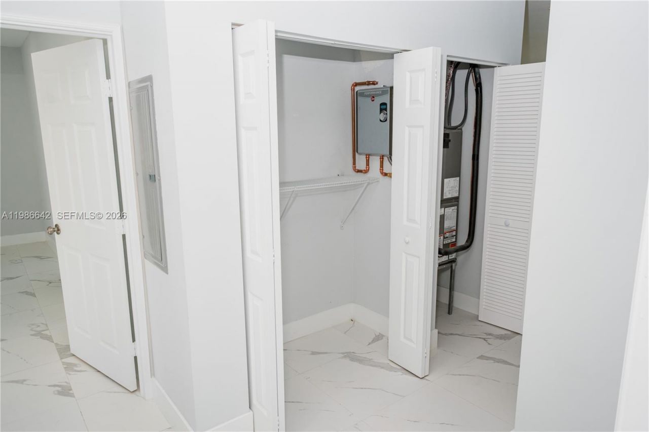 521 NW 22nd Ave, Fort Lauderdale, FL 33311 Photo