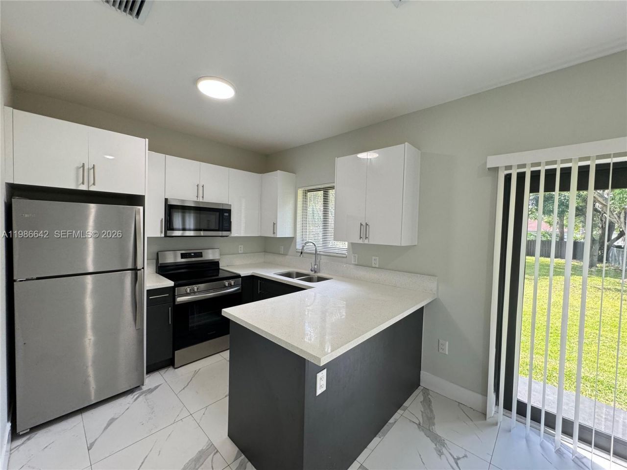 521 NW 22nd Ave, Fort Lauderdale, FL 33311 Photo