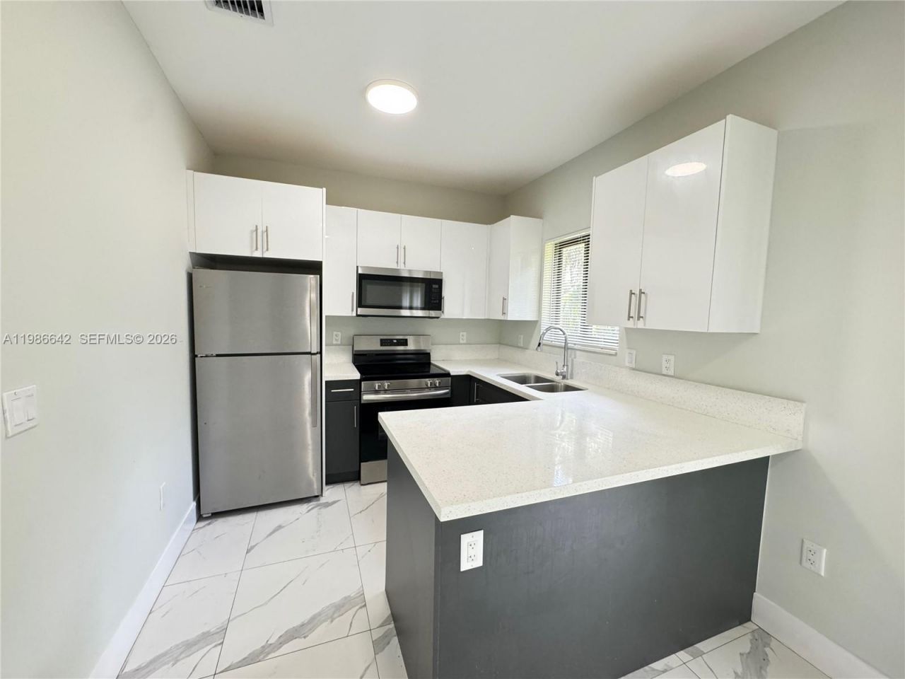 521 NW 22nd Ave, Fort Lauderdale, FL 33311 Photo