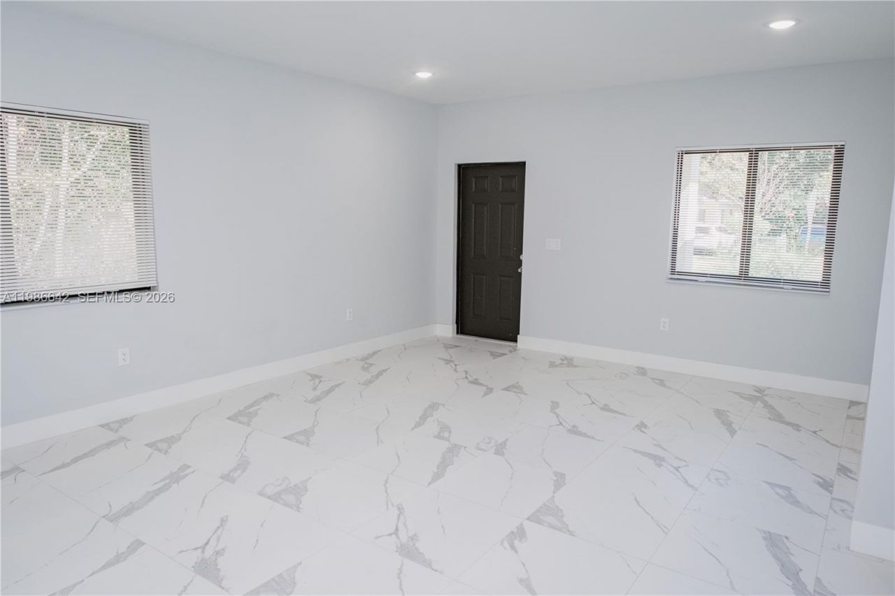 521 NW 22nd Ave, Fort Lauderdale, FL 33311 Photo