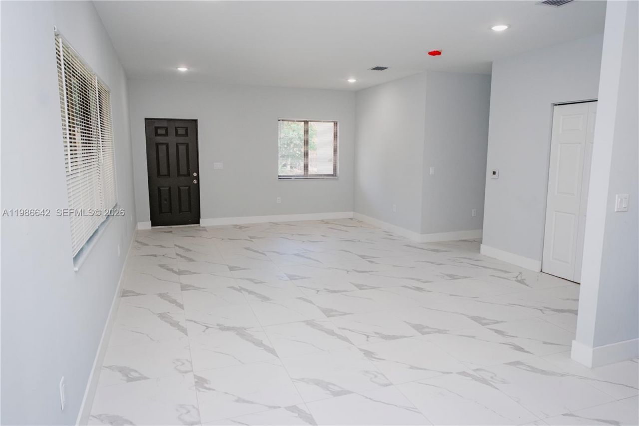 521 NW 22nd Ave, Fort Lauderdale, FL 33311 Photo