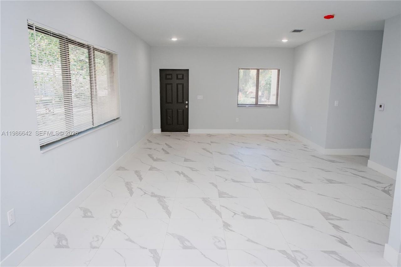 521 NW 22nd Ave, Fort Lauderdale, FL 33311 Photo