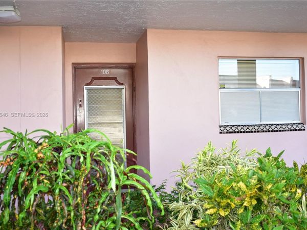 9561 Sunrise Lakes Blvd, Unit 106, Sunrise, FL 33322