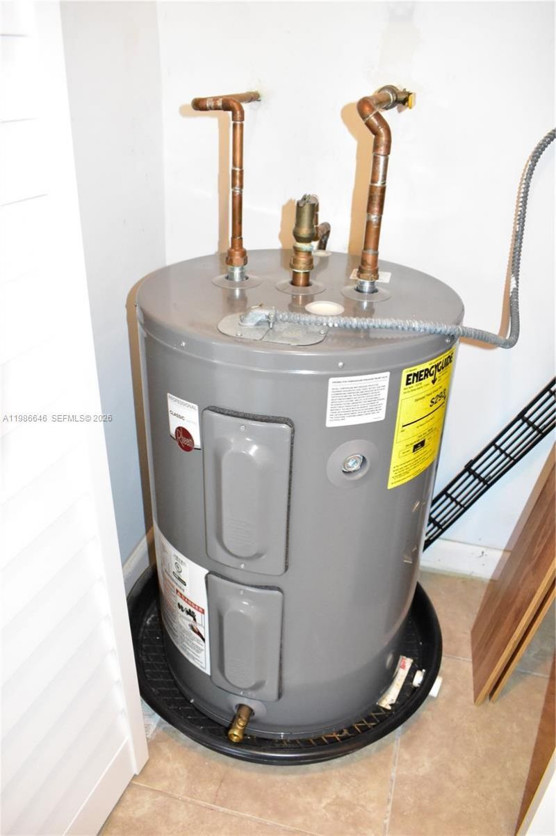 9561 Sunrise Lakes Blvd, Unit 106, Sunrise, FL 33322 Photo