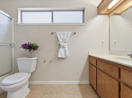 7419 Sunborough Ln, Sacramento, CA 95828 Photo