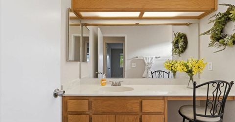 7419 Sunborough Ln, Sacramento, CA 95828 Photo