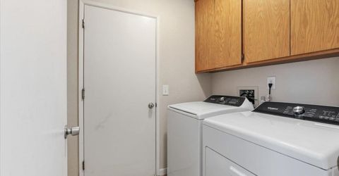 7419 Sunborough Ln, Sacramento, CA 95828 Photo