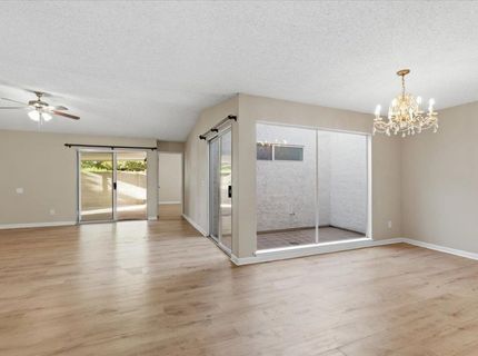 7419 Sunborough Ln, Sacramento, CA 95828 Photo