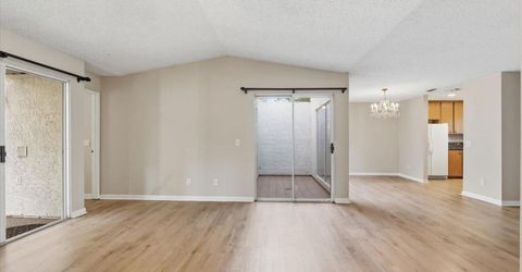 7419 Sunborough Ln, Sacramento, CA 95828 Photo