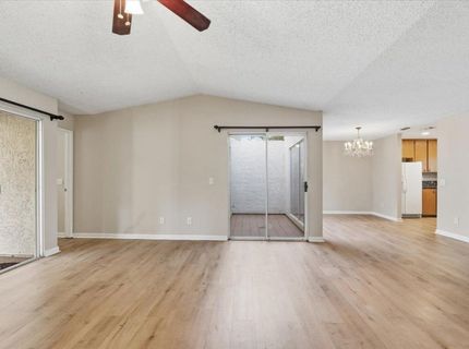 7419 Sunborough Ln, Sacramento, CA 95828 Photo