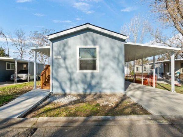 6850 Downing Road, Unit SPC 11, Central Point, OR 97502