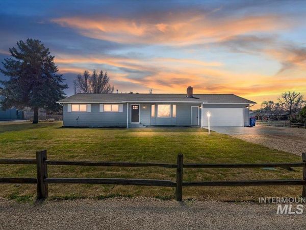 10375 W Roan Meadows Drive, Boise, ID 83709