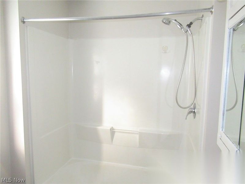 2015 Baxterly Avenue, Lakewood, OH 44107 Photo 15