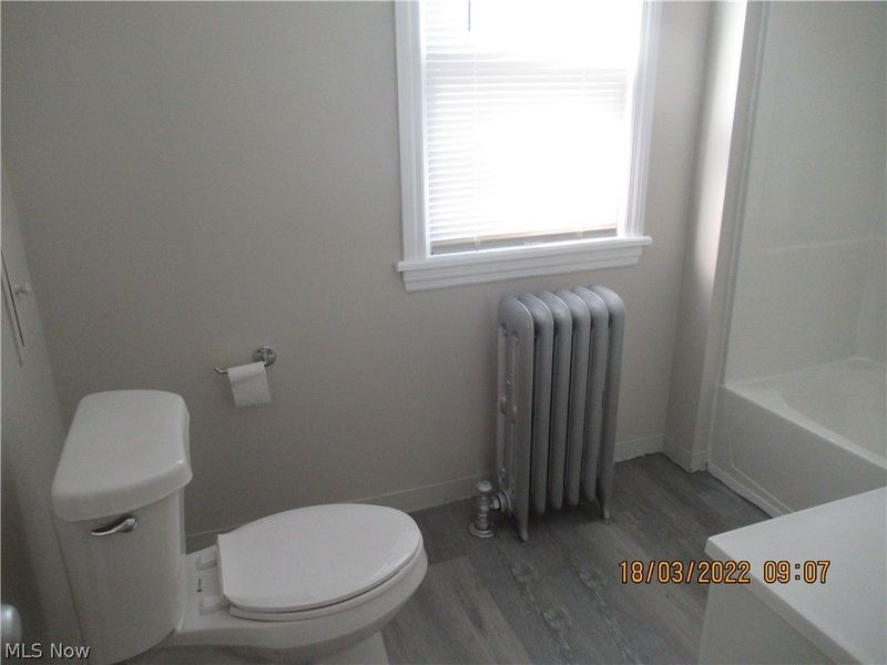 2015 Baxterly Avenue, Lakewood, OH 44107 Photo 32