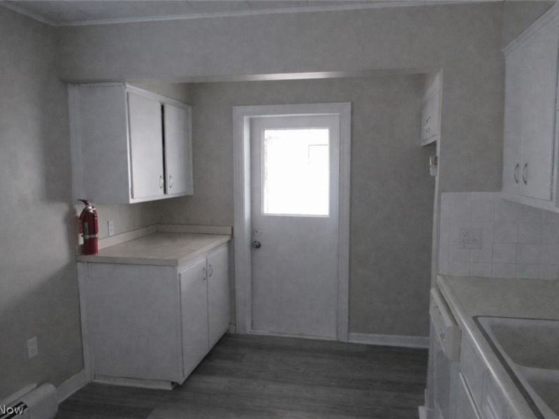 2015 Baxterly Avenue, Lakewood, OH 44107 Photo 6